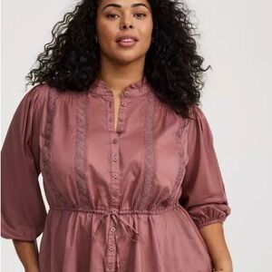 Chic Mauve Button-Up Blouse